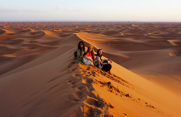 Circuito de 6 Días desde Agadir al Desierto de Erg Chegaga y Marrakech 