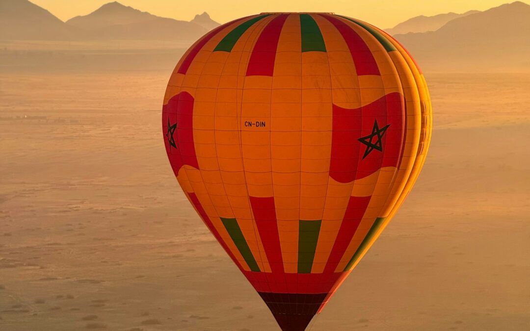 Amanecer entre las Nubes: Vuelo en Globo Exclusivo en Marrakech